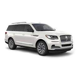 Why Buy a 2022 Lincoln Navigator?